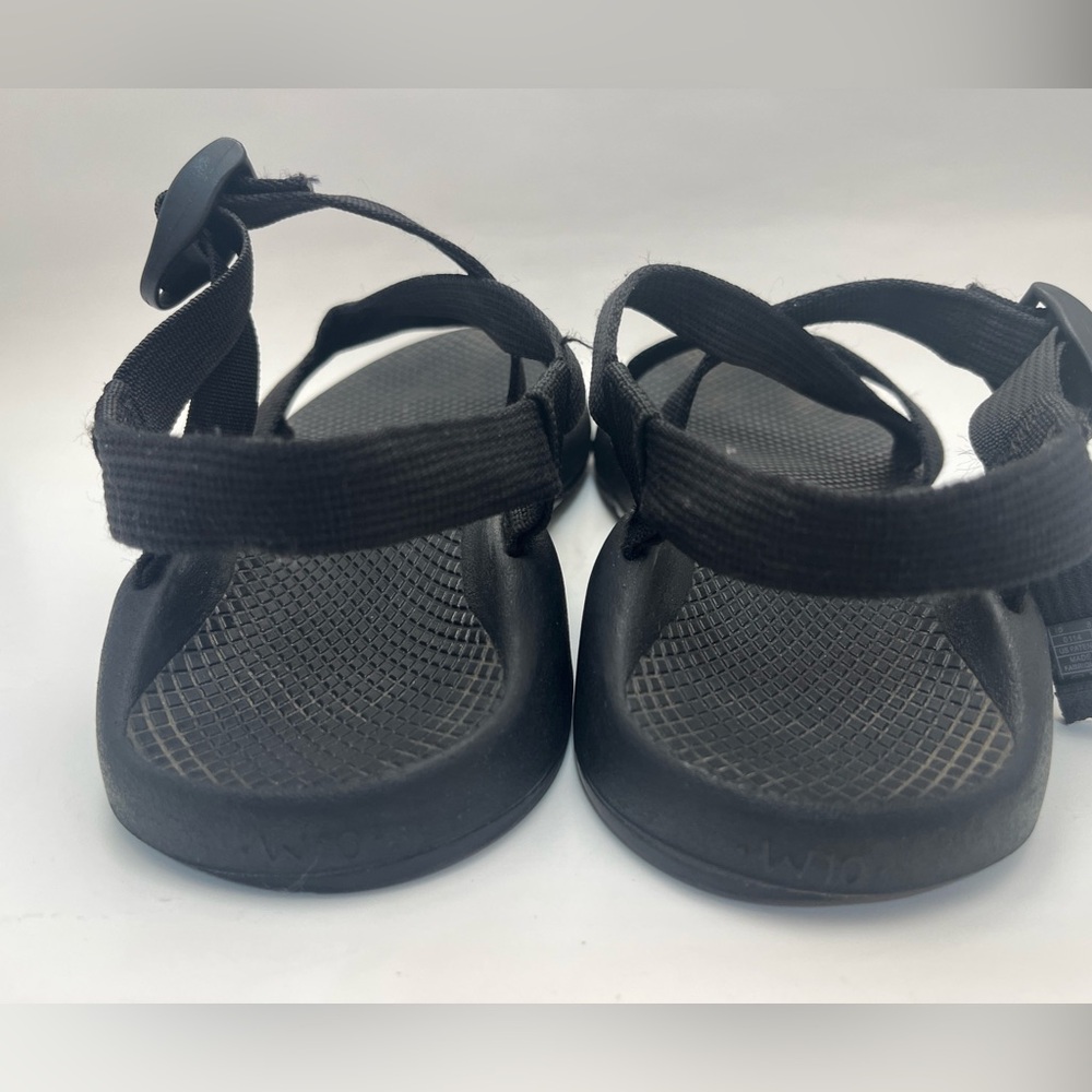 Black Women's Strappy Outdoor Sandals - Picture 5 of 8
